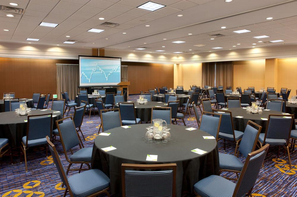 Courtyard By Marriott Newark Silicon Valley Екстериор снимка