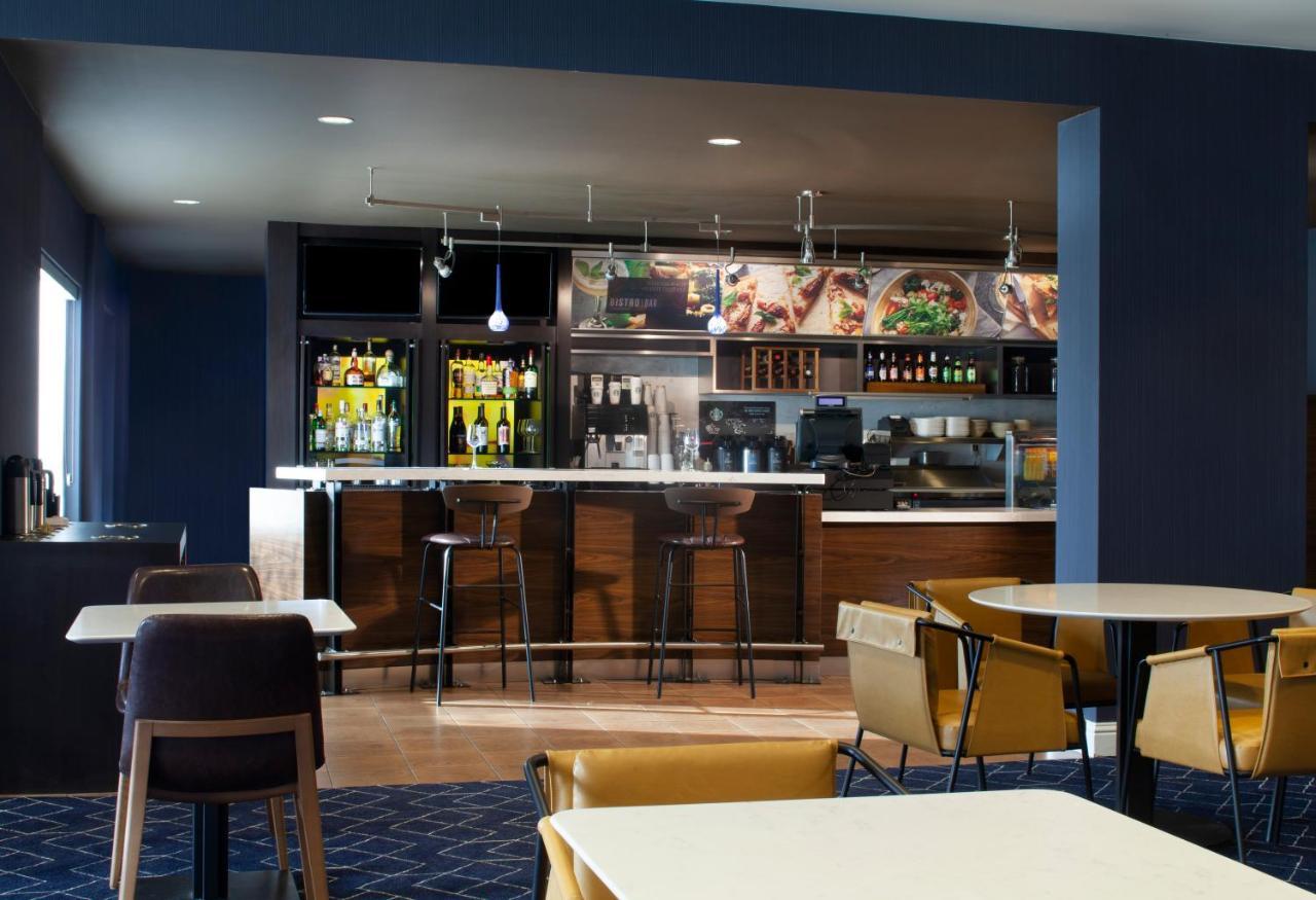 Courtyard By Marriott Newark Silicon Valley Екстериор снимка