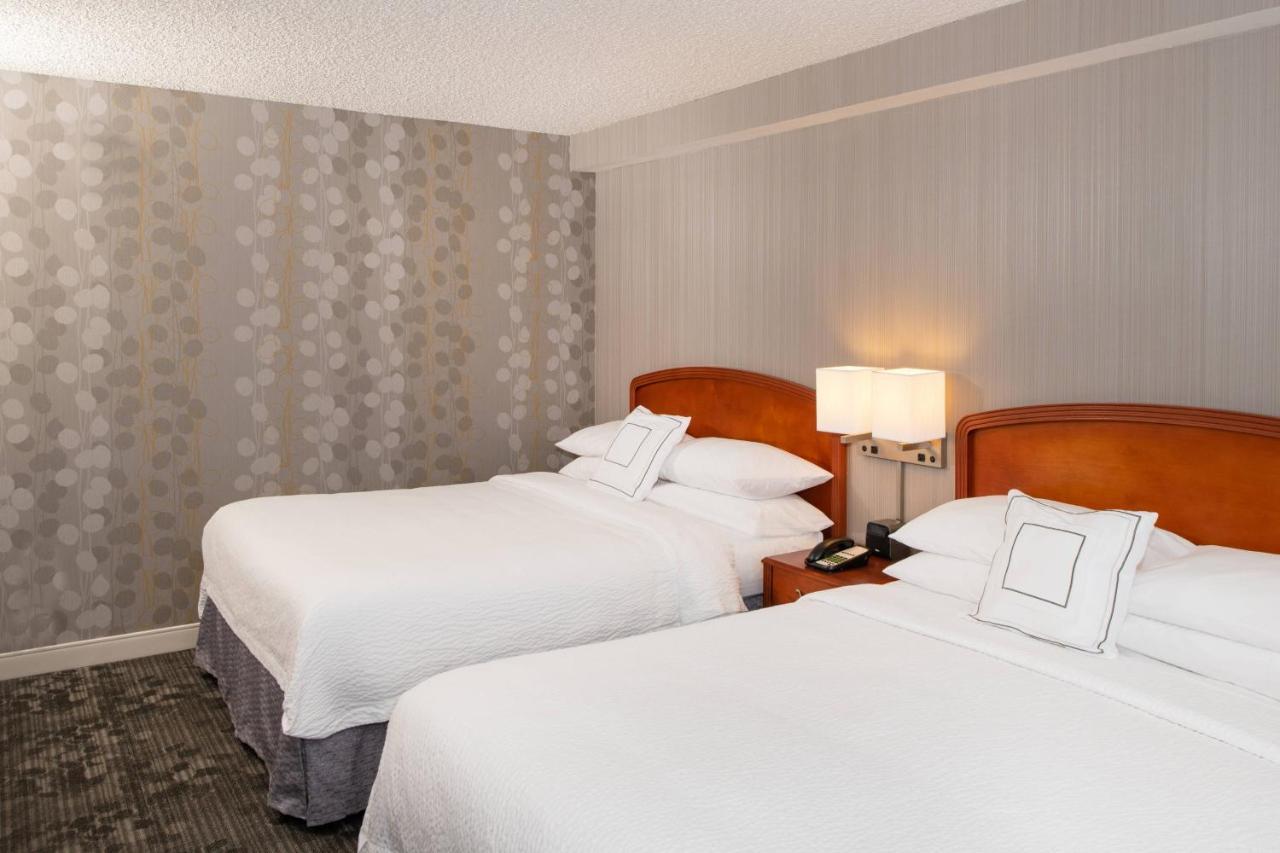 Courtyard By Marriott Newark Silicon Valley Екстериор снимка