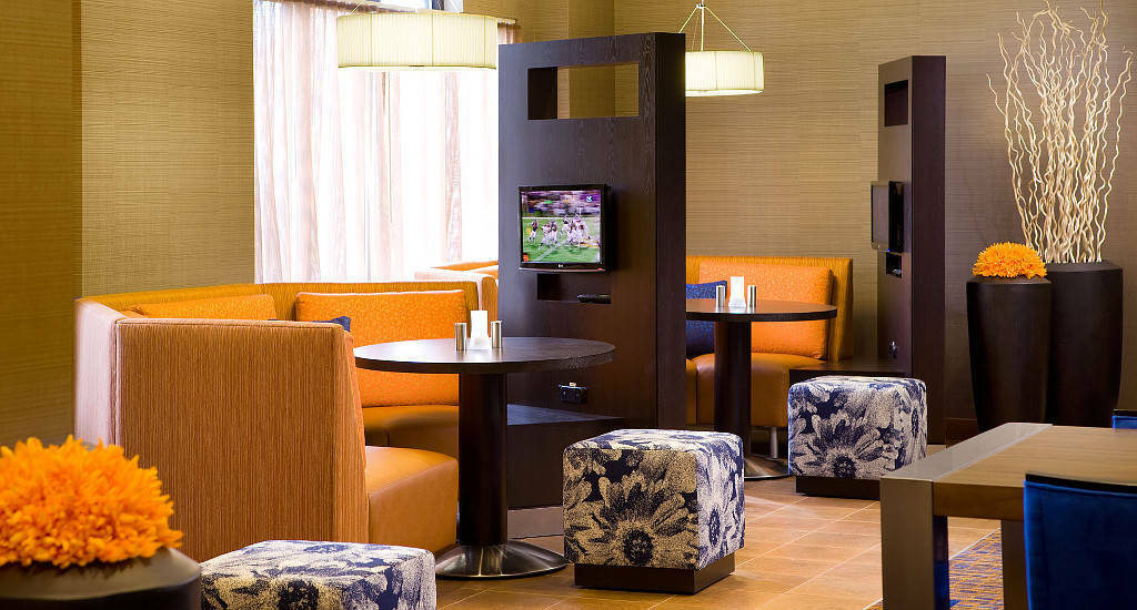 Courtyard By Marriott Newark Silicon Valley Екстериор снимка