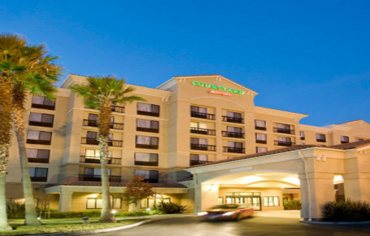 Courtyard By Marriott Newark Silicon Valley Екстериор снимка